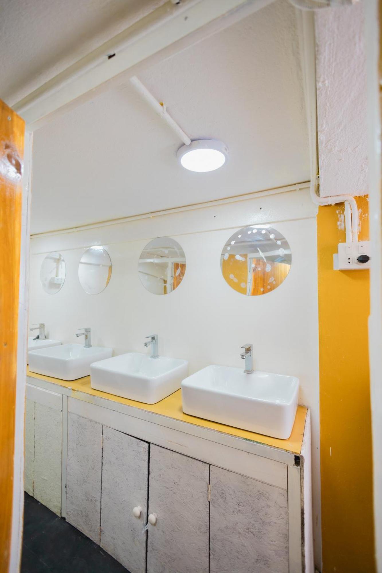 1950 Luangprabang Hostel エクステリア 写真